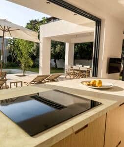 Large cooking spaces and high quality appliances Large cooking spaces and high quality appliances