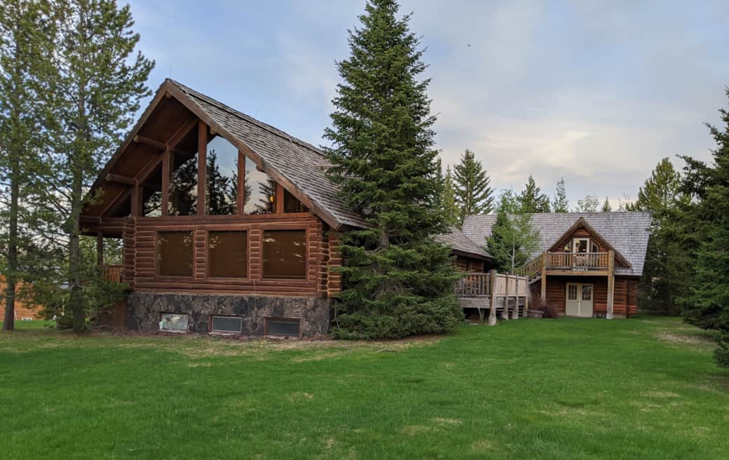 Cabin and Backyard Cabin and Backyard