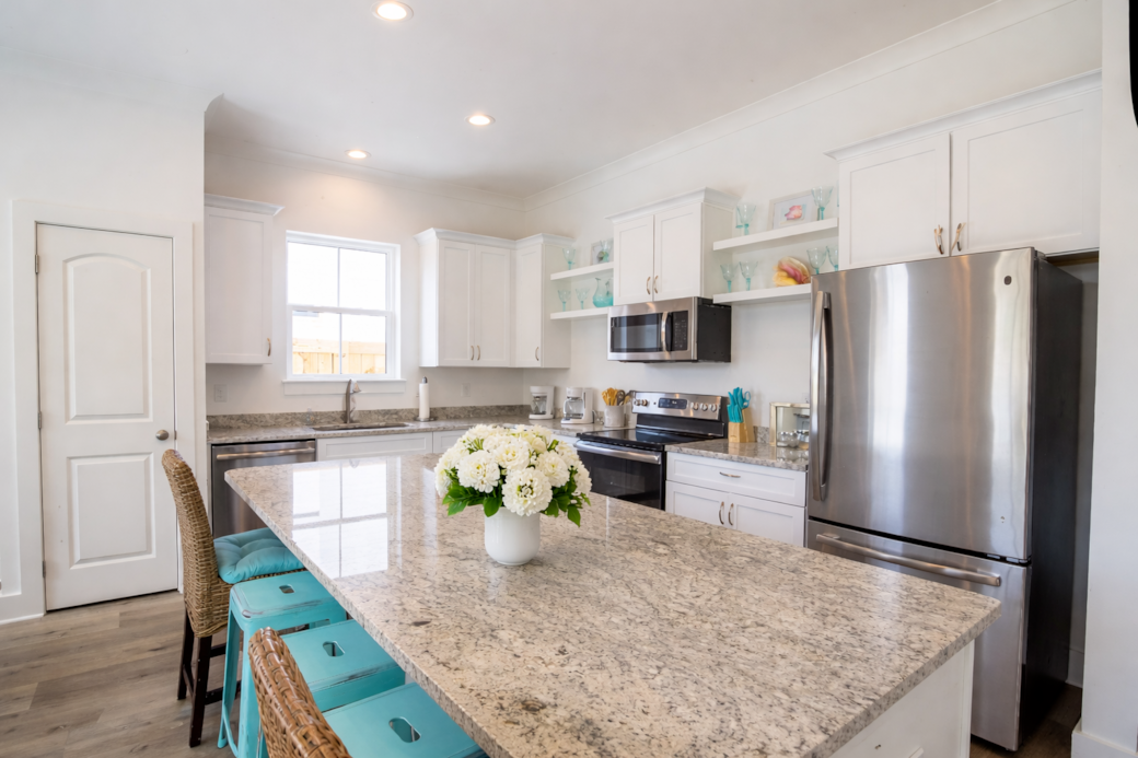 Kitchen island with seating for 6