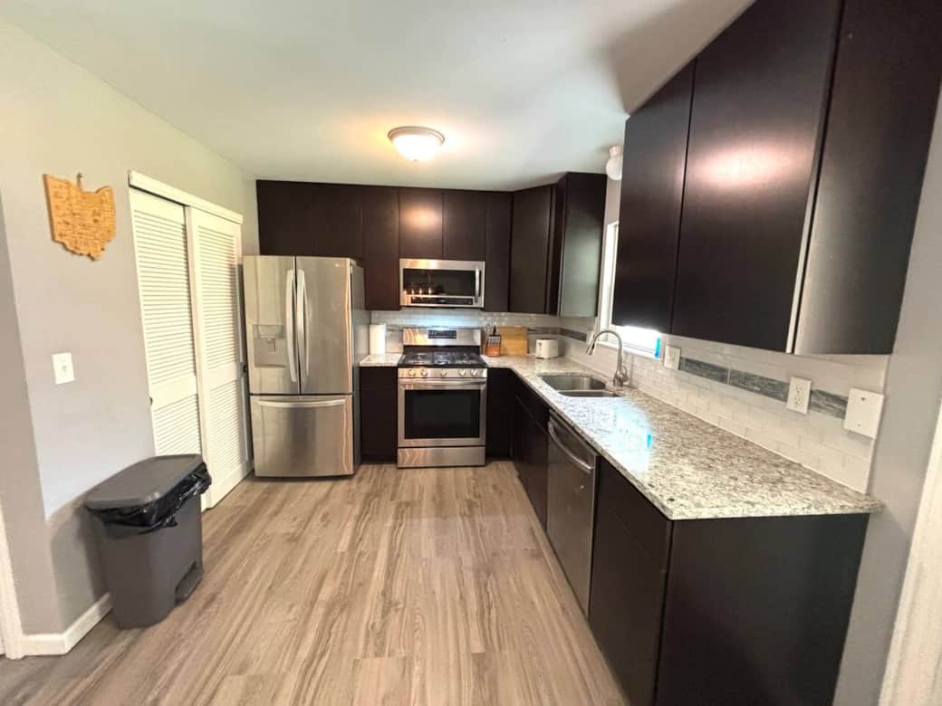 Full Kitchen