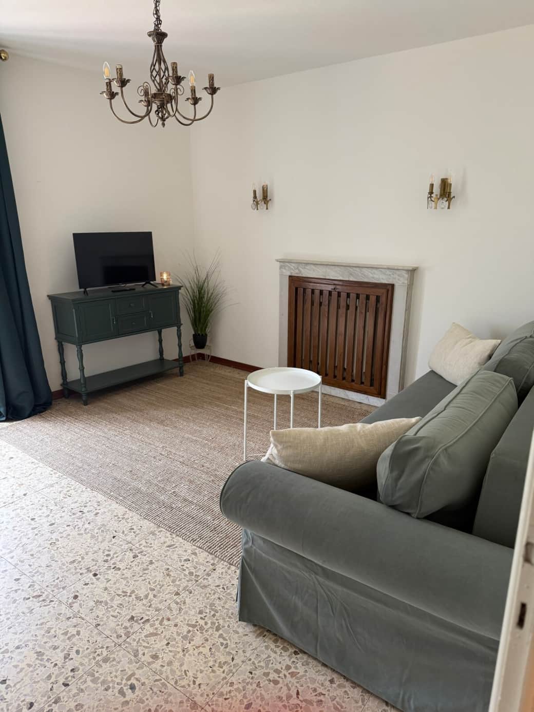 Schlafzimmer 1