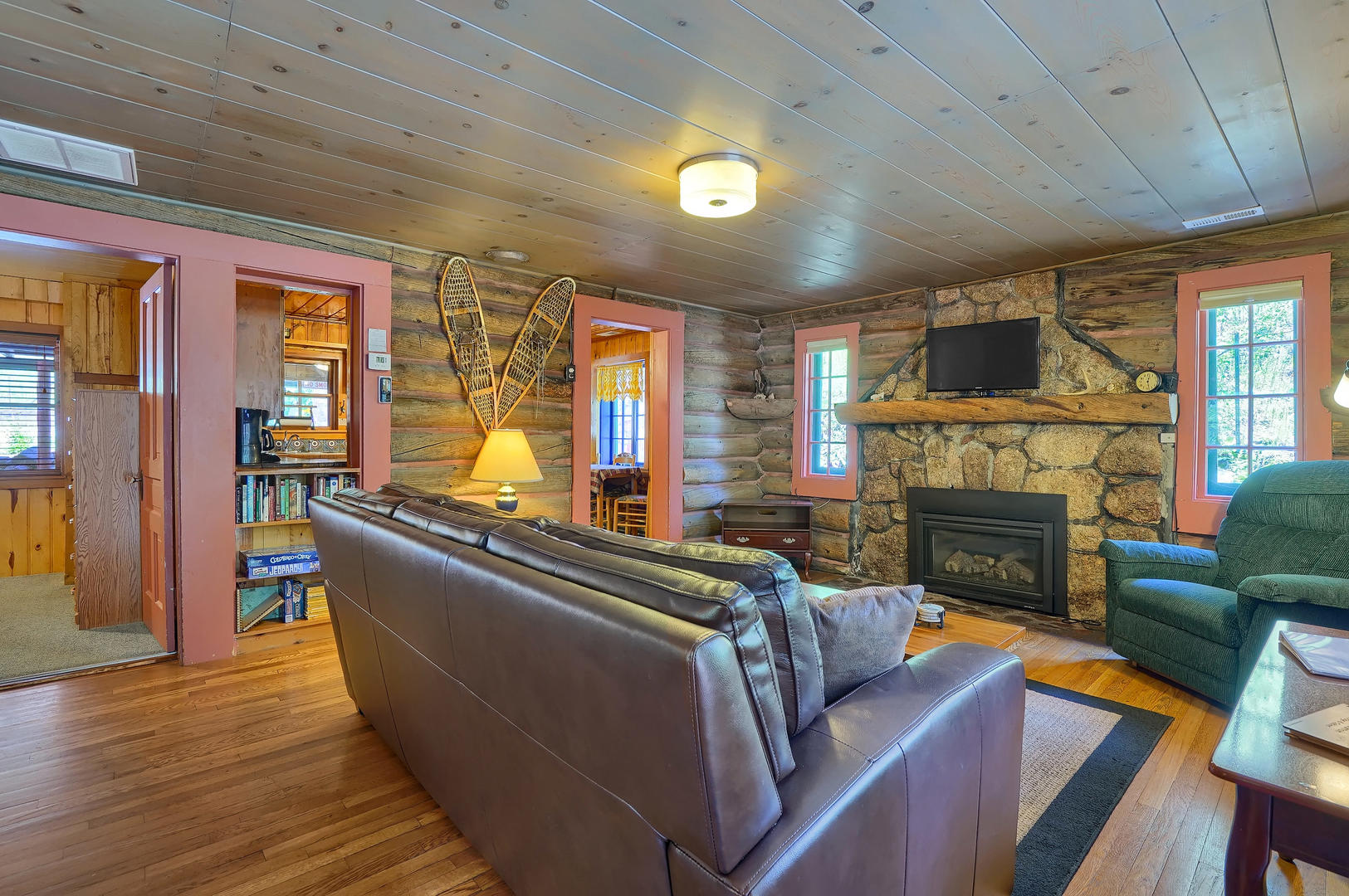 Pikes Peak Log Cabin Vacation Home In Cascade Chipita Park