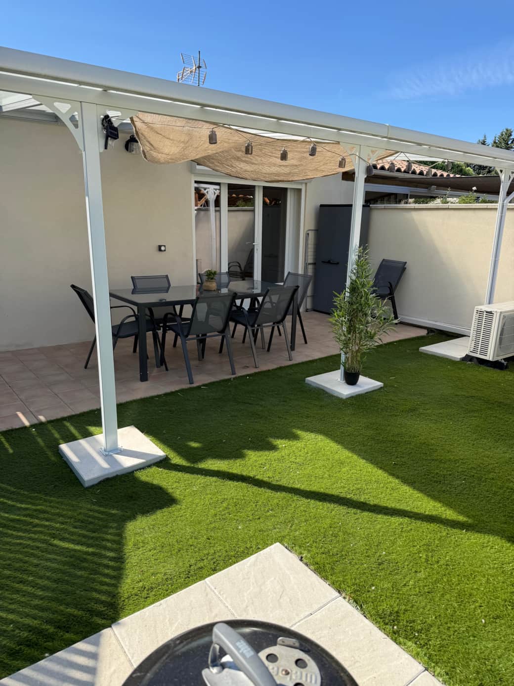 Terrasse et jardin privé