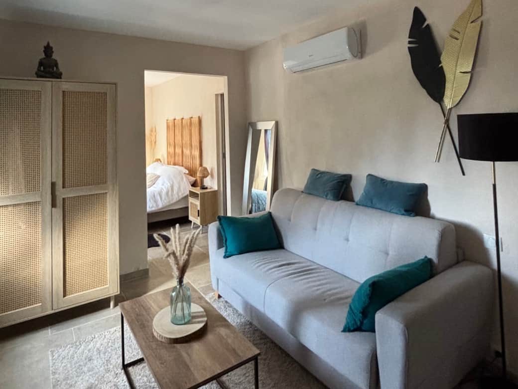 Côté salon chbre Grenache Côté salon chbre Grenache