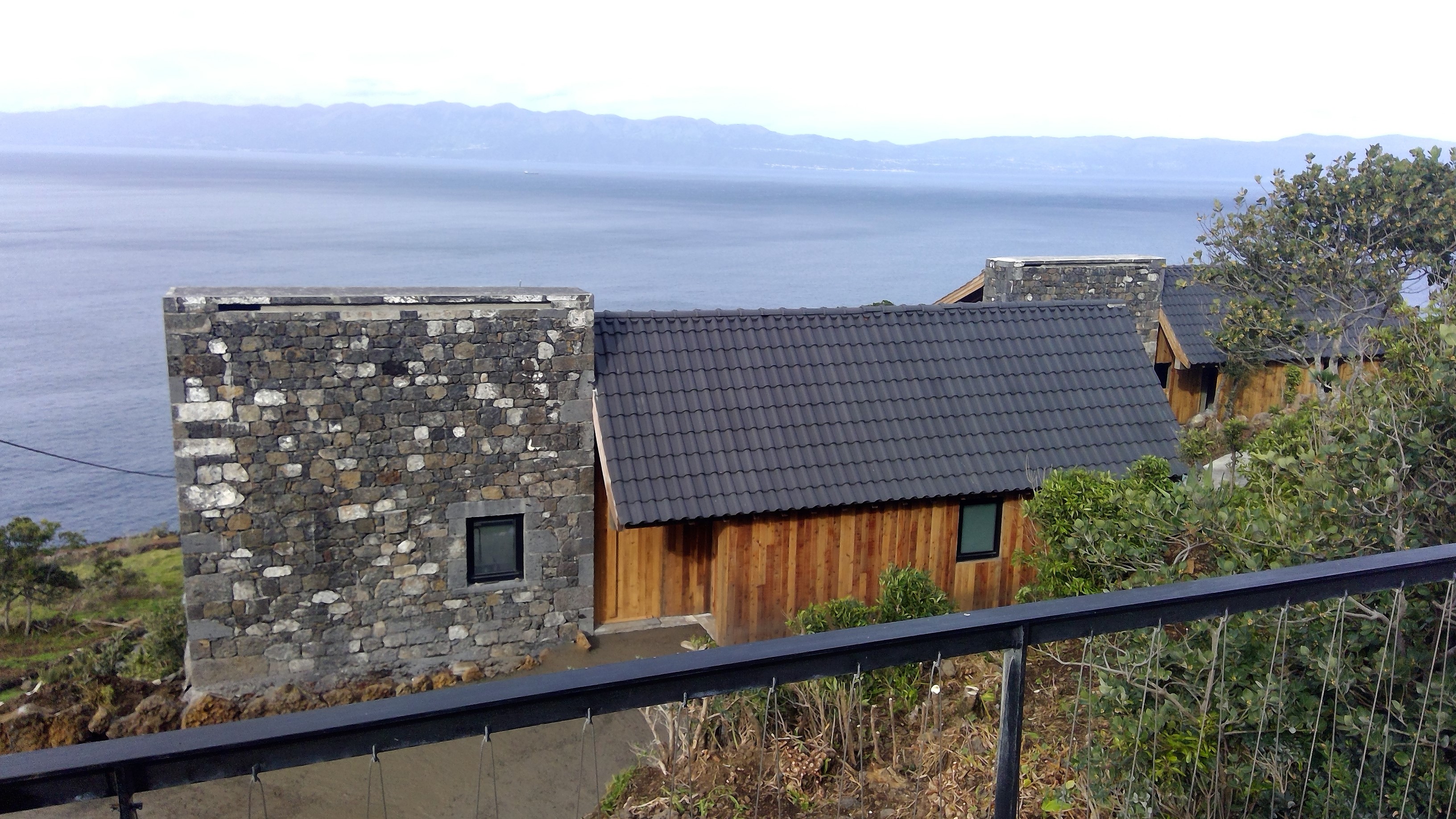 Vista traseira / Back view