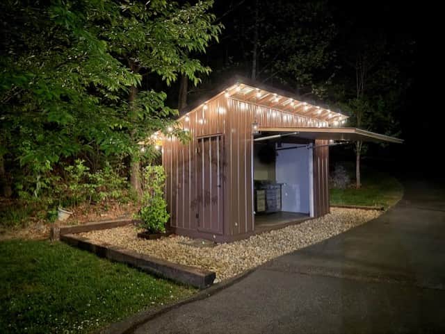 Grilling shed and hangout 