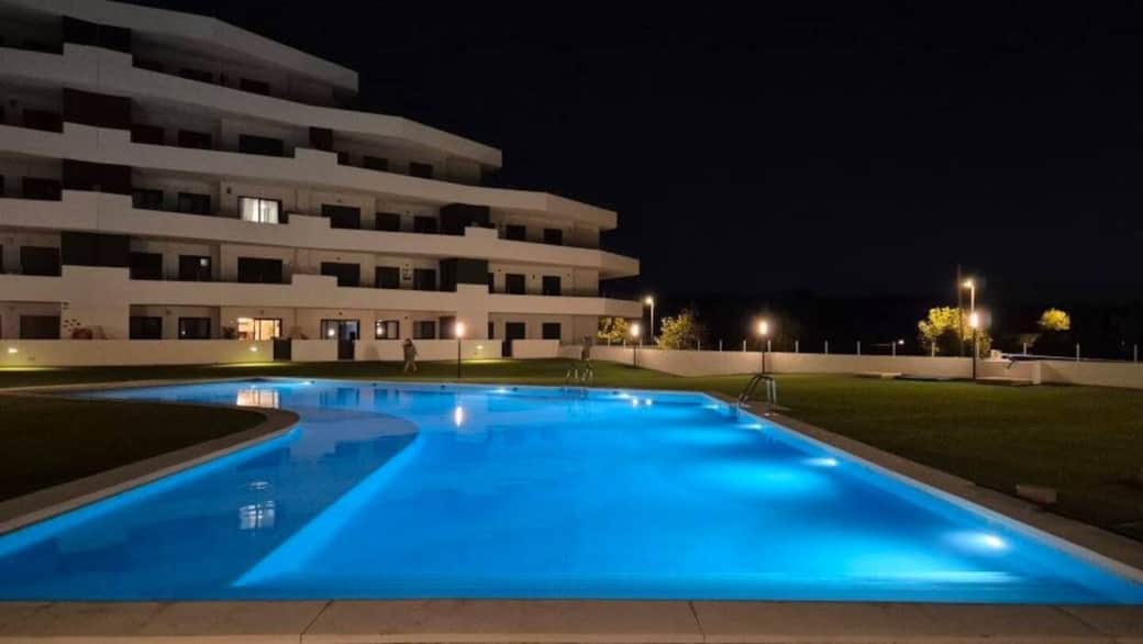 Paradise Resort - pool at night