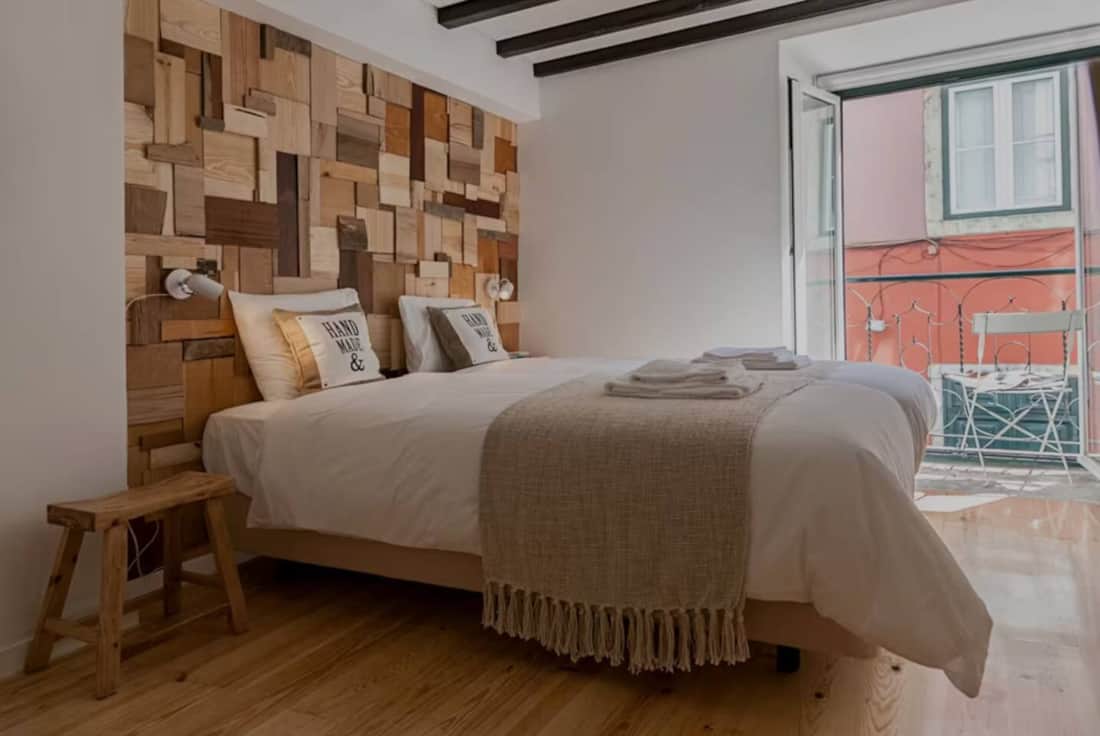 Bairro Studio 1, Bairro Alto