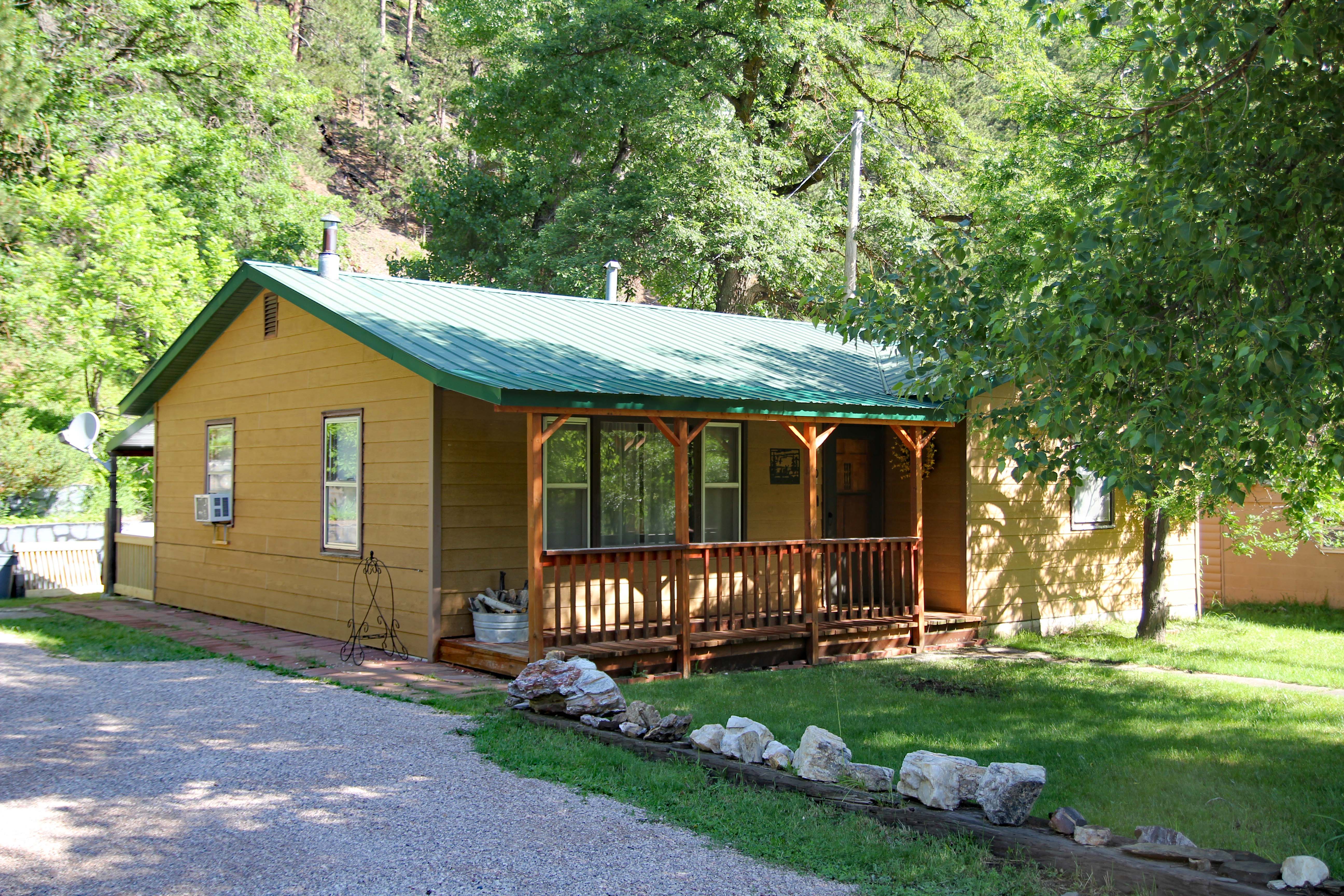 Hidden Gulch Cabin Vacation Home In Deadwood