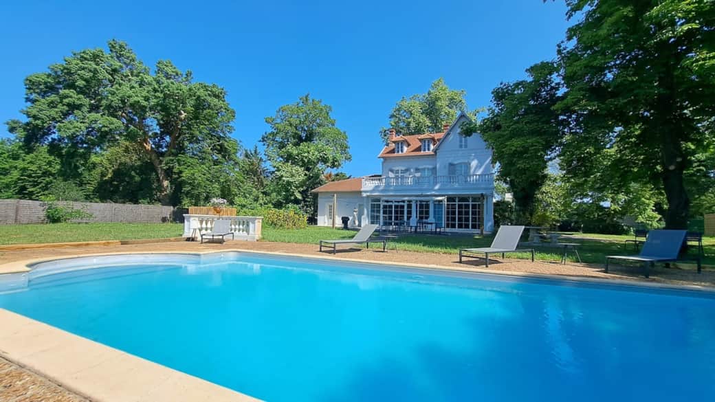 Villa 12 personnes + piscine - les Landes