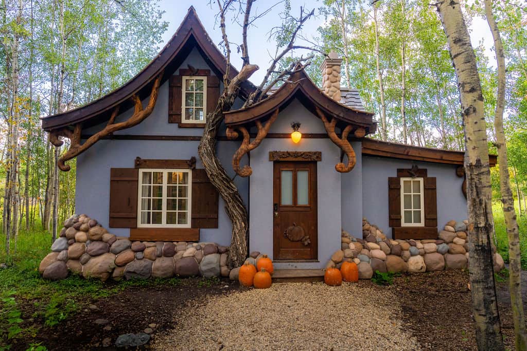 Cinderella Exterior