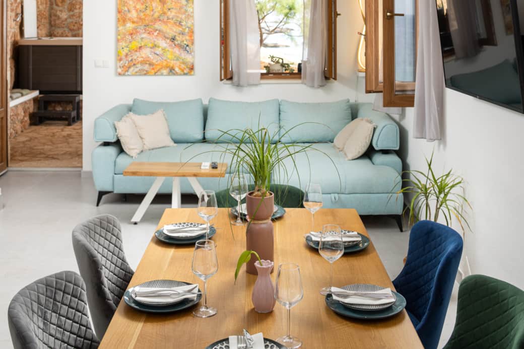 Modern Living with an Adriatic Backdrop Modern Living with an Adriatic Backdrop