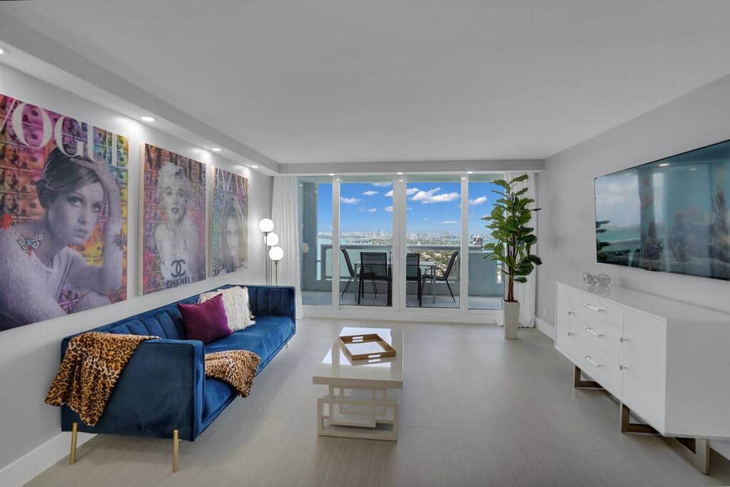 Living area, Roku tv, balcony access