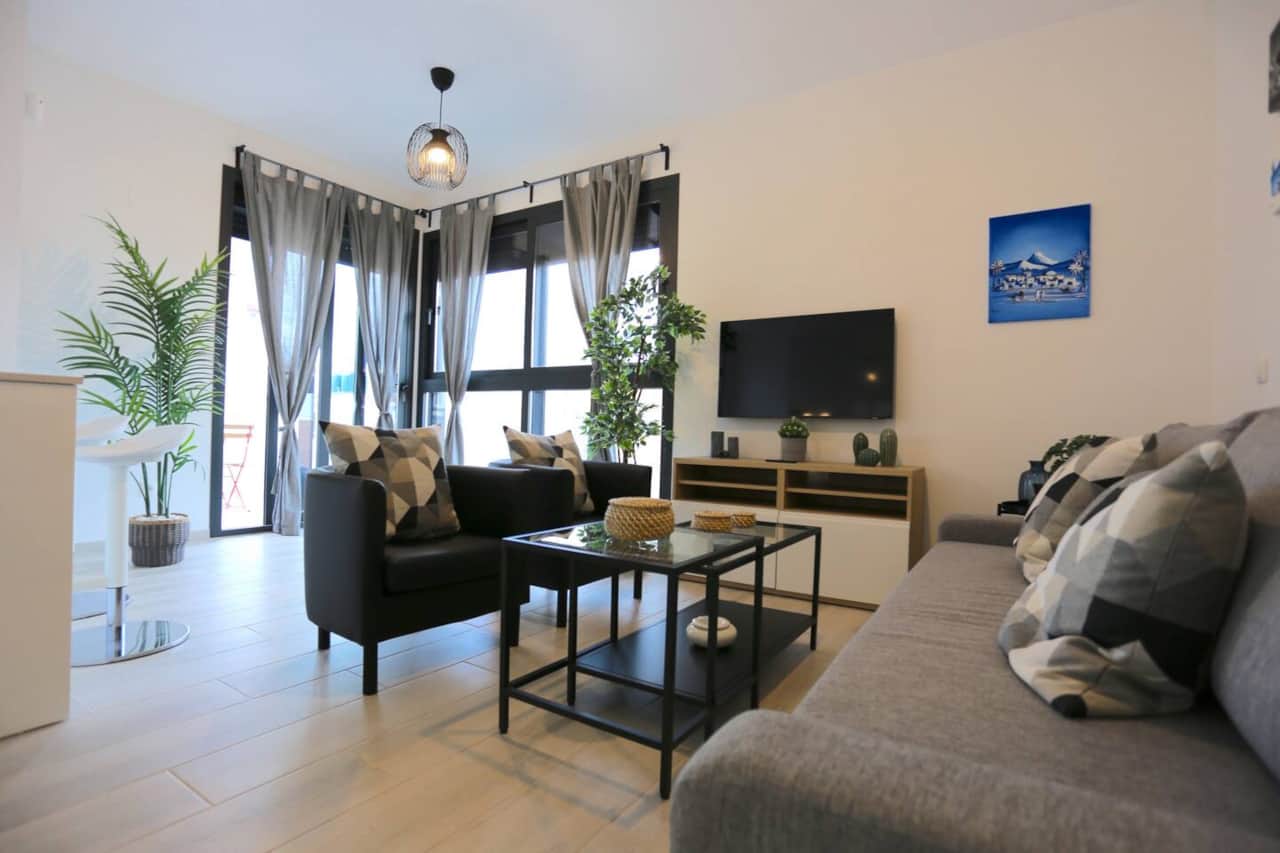 OASIS Malaga City Apartment HOMINGBOOK