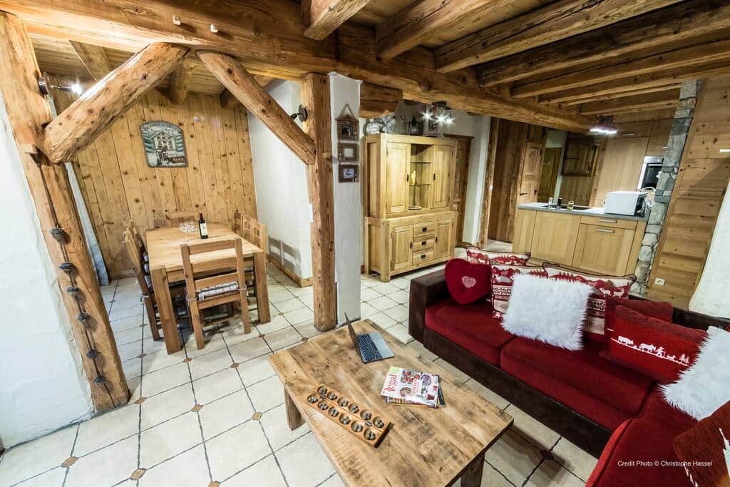 La piece de Vie spacieuse et chaleureuse