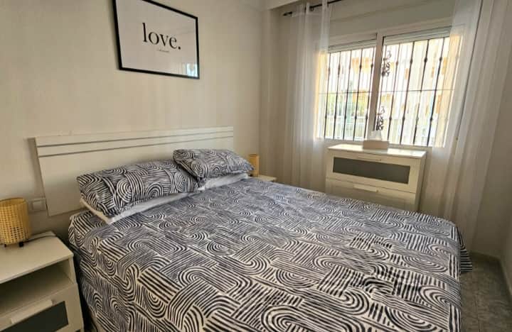 Main bedroom 