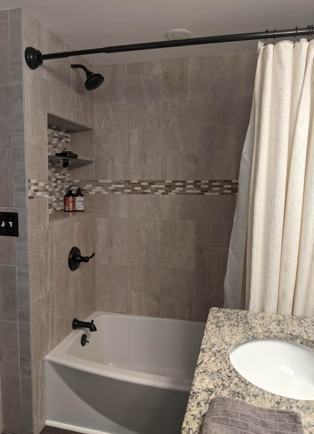 Full Bath Shower