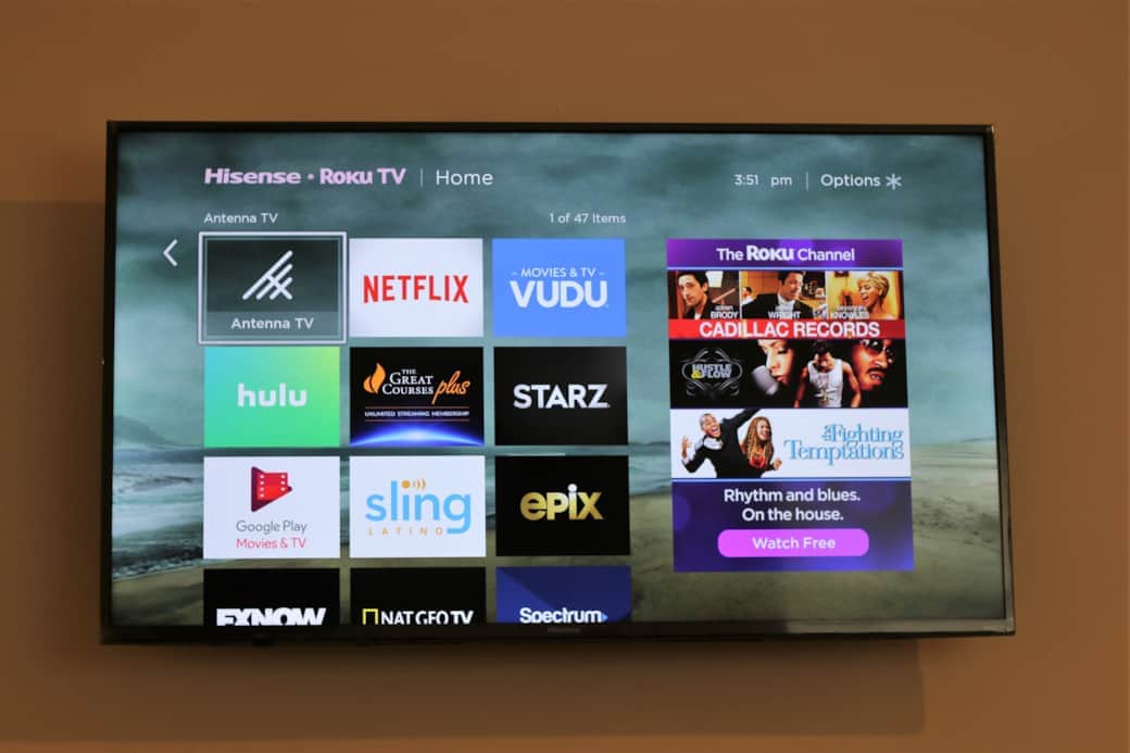 Cozy nights made better with Smart TV and Netflix access. Lakeland, FL Cozy nights made better with Smart TV and Netflix access. Lakeland, FL