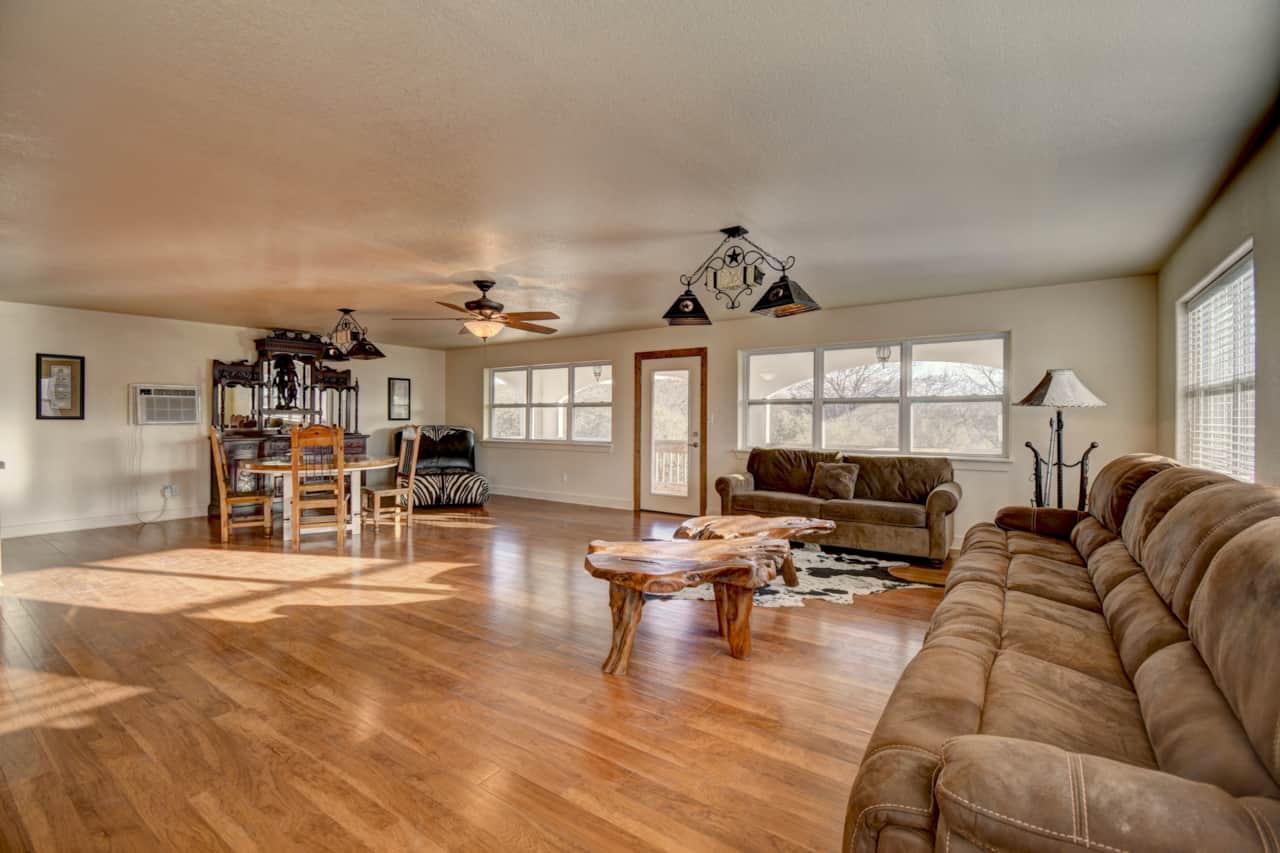 Riverview Upstairs - Living Room