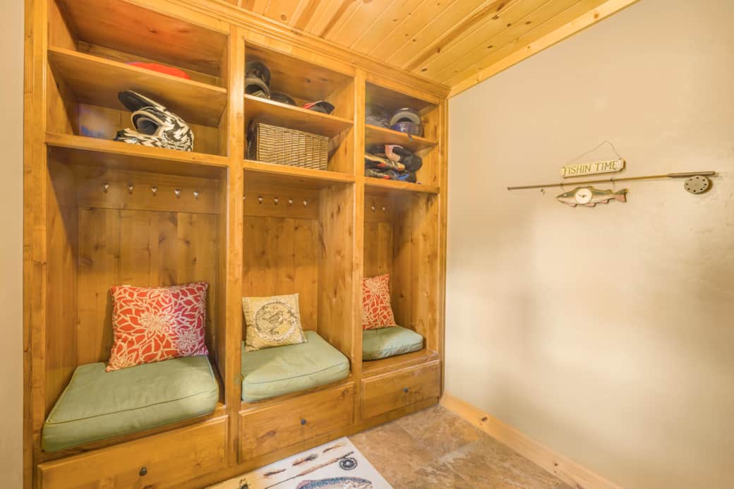 Entry closet