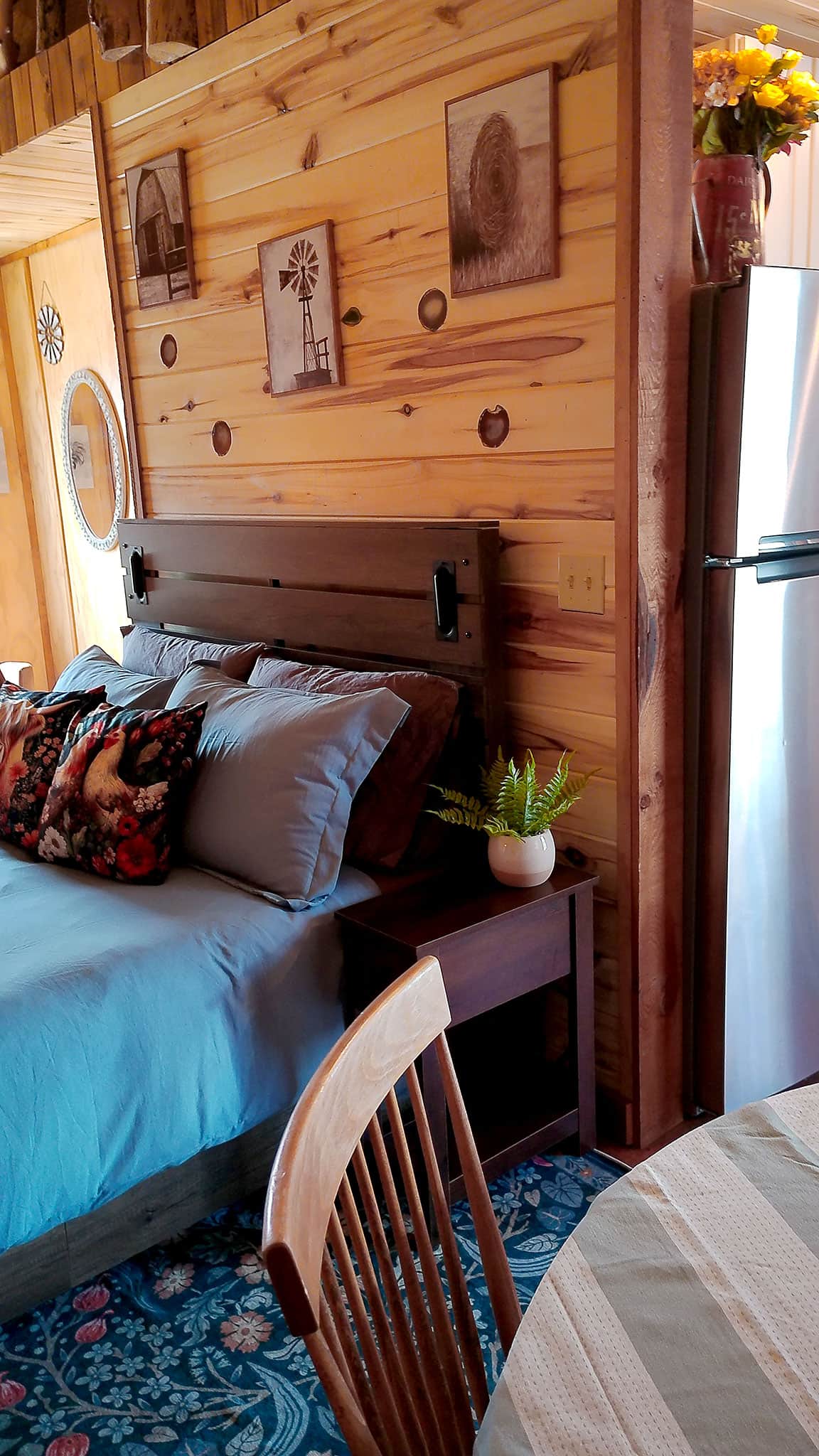 Queen Bed 