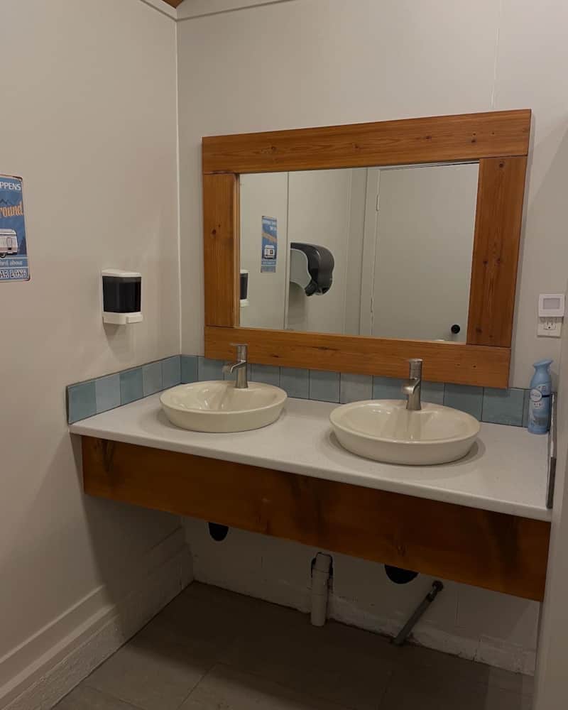 RV BATHROOMS