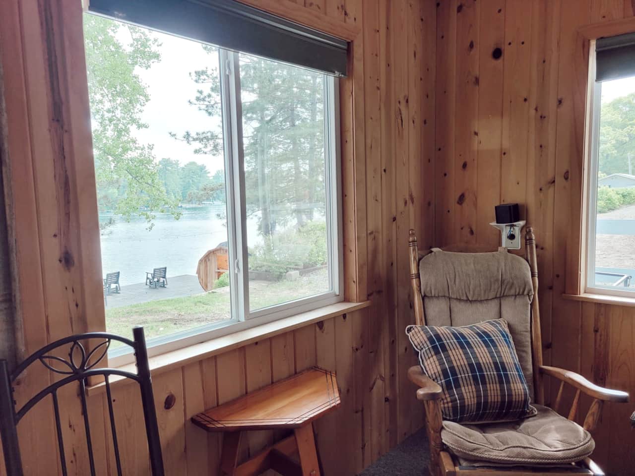 Cabin 8 | Living Area