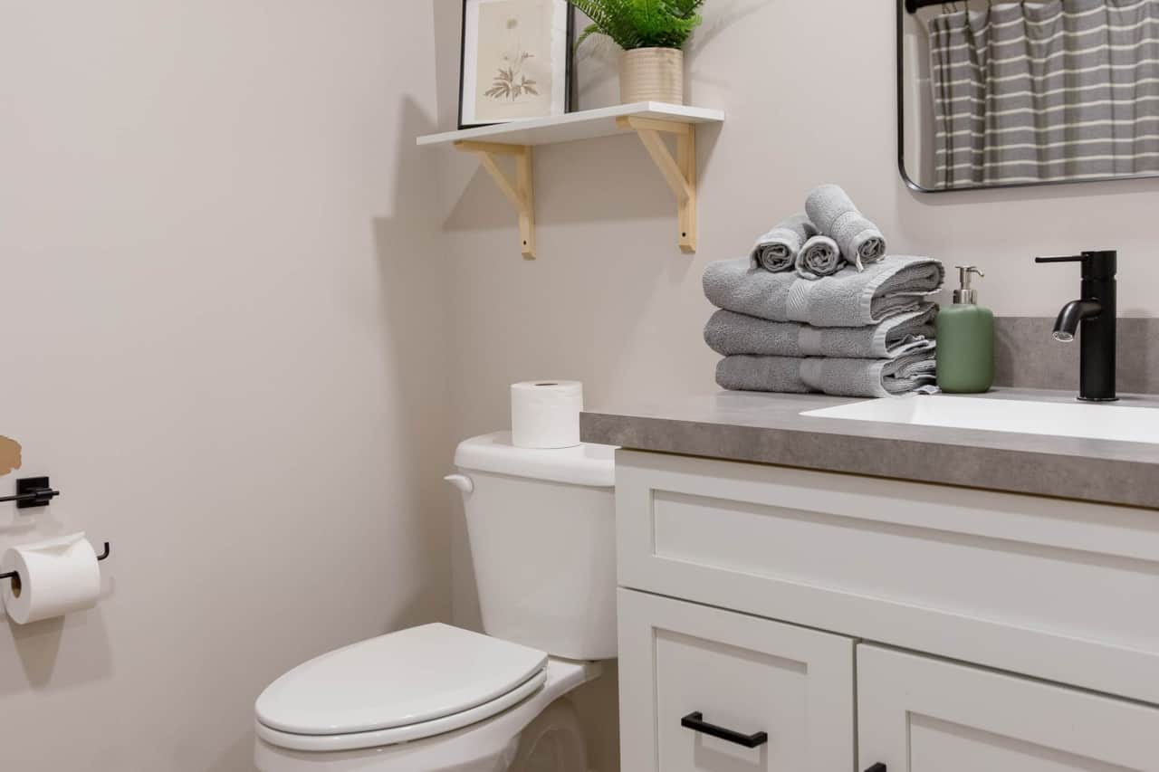 Bathroom - 6