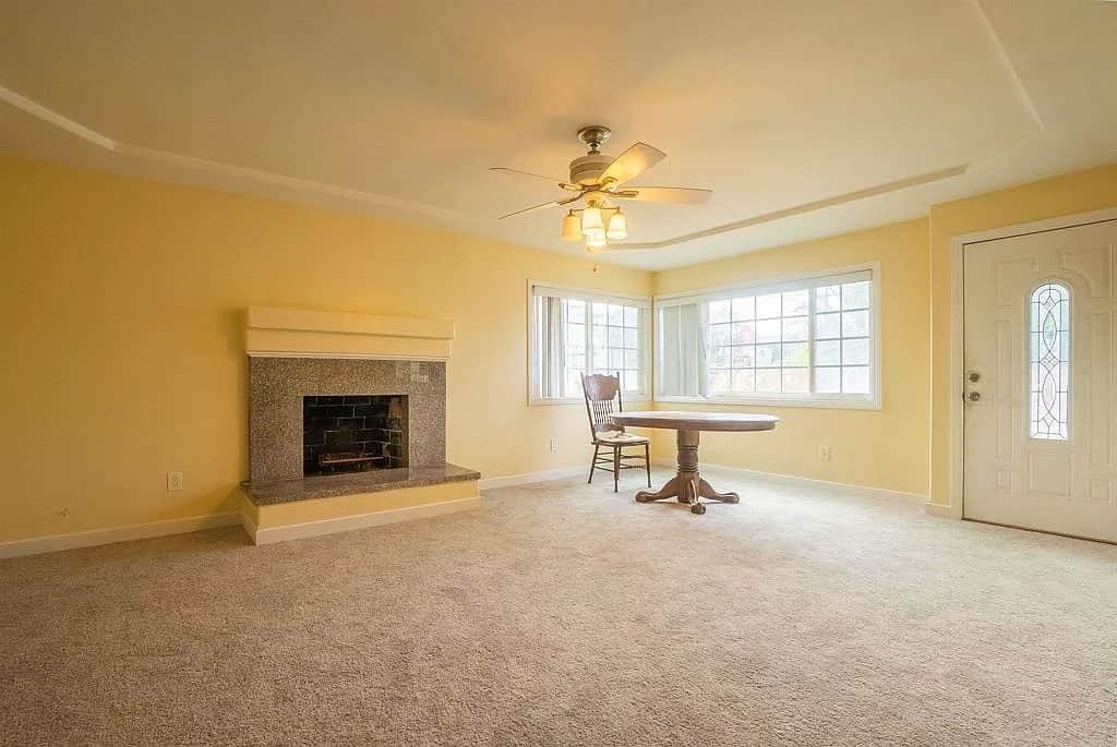 Living Area w/ Fireplace