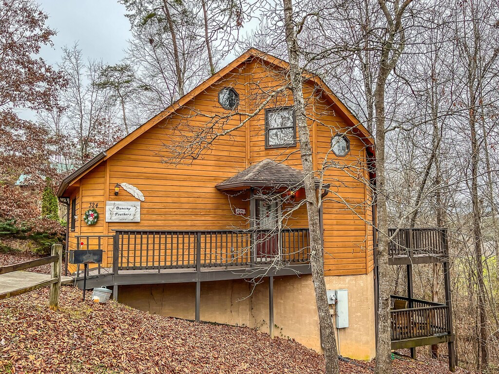 An elevated chalet experience in the heart of Pigeon Forge An elevated chalet experience in the heart of Pigeon Forge