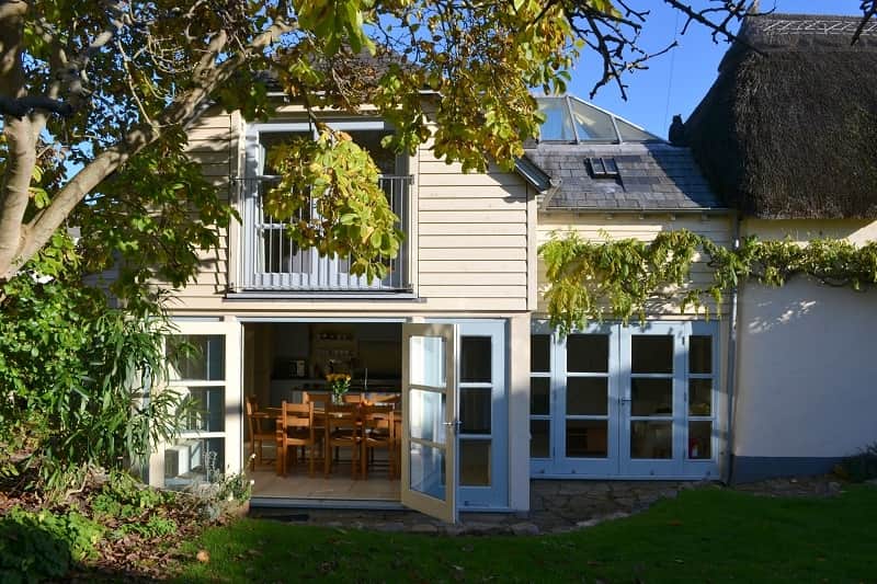 PEAR TREE COTTAGE / PTC