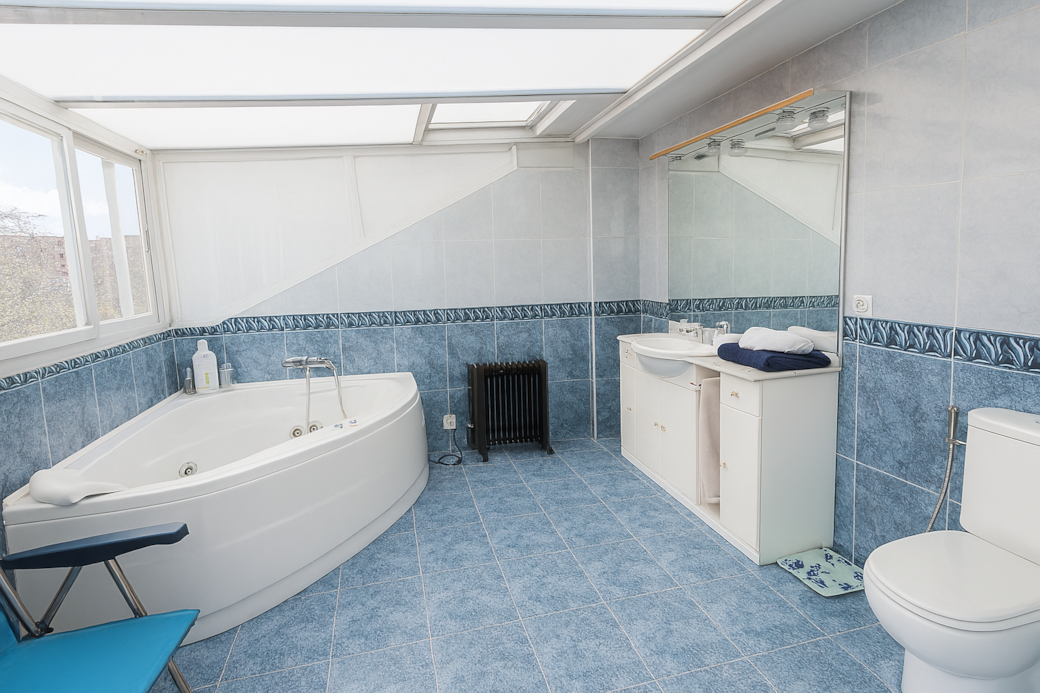 Private bathroom with a 1-2 person Jacuzzi. Relax in your own oasis of comfort. 