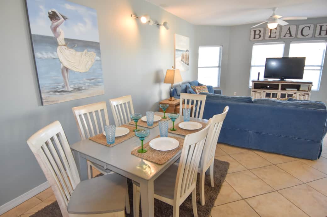 Dining & Living area