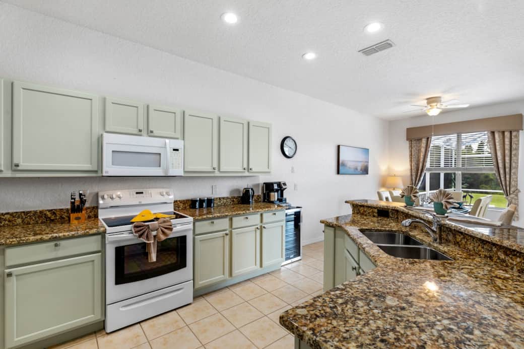 Kitchen 4