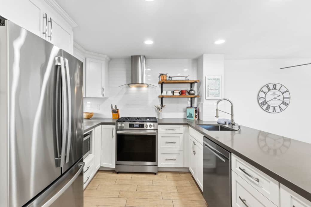 Fully Equipped Kitchen Fully Equipped Kitchen
