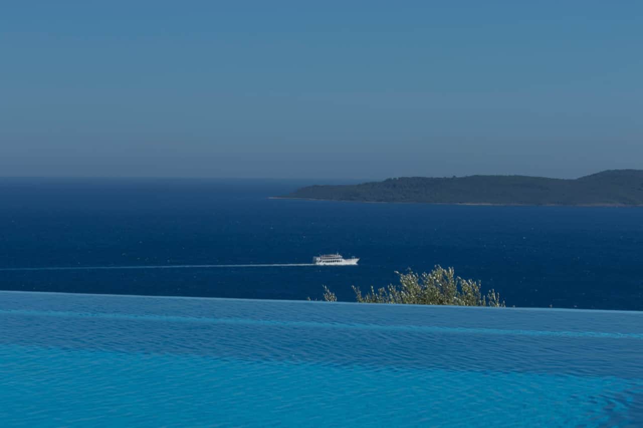 Pool with sea view