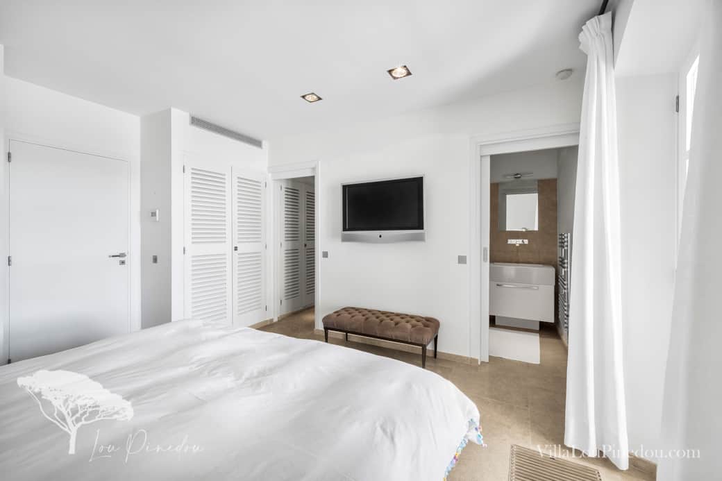 Villa Lou Pinedou Inside 12