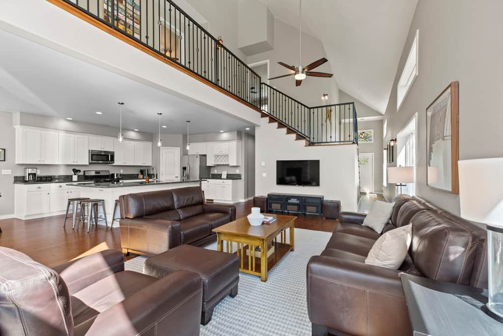 Spacious great room