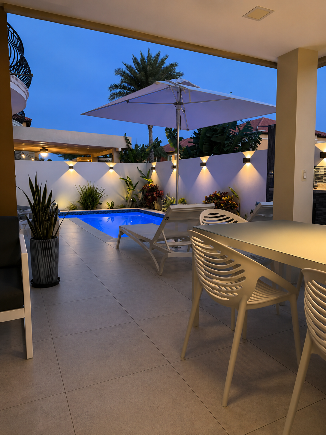 Private yard with pool, BBQ, covered dining and lounge area