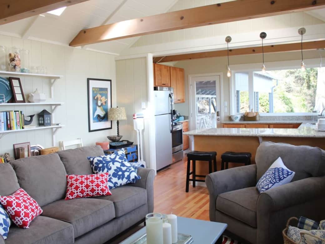 Cozy living room connected to the kitchen. Cozy living room connected to the kitchen.