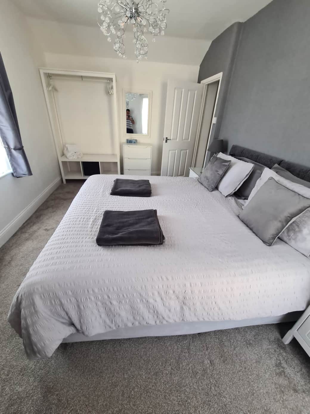 Bedroom - Super King Set-up