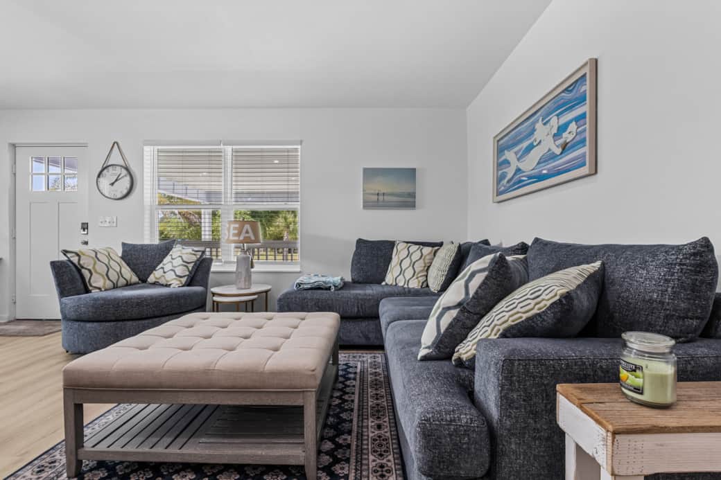 Living Area Living Area