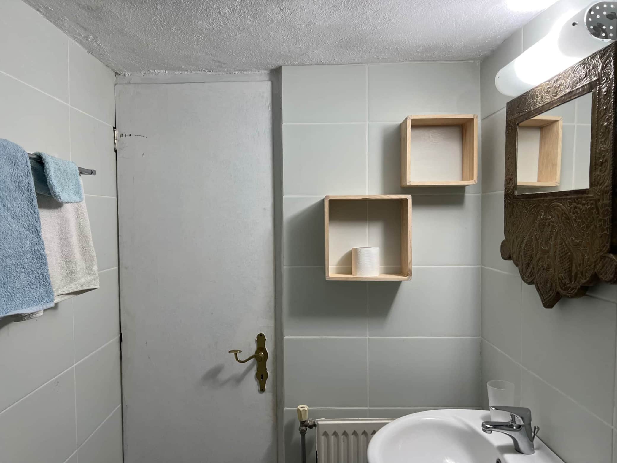 https://l.icdbcdn.com/oh/980bceea-ae61-474a-bc4f-6e96ecc13e9e.jpg?w=2080-138