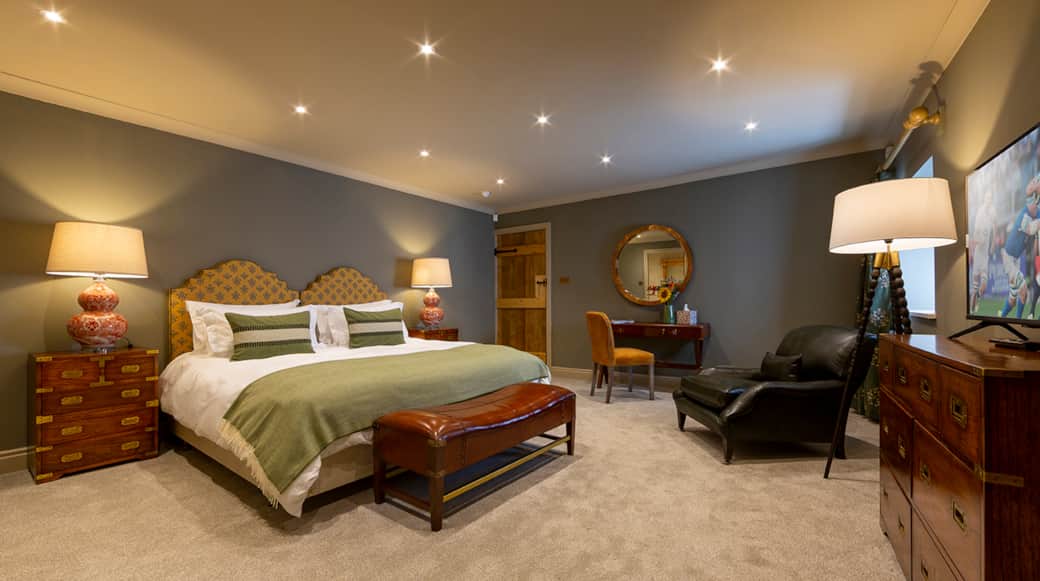 WOODLANDS FARM-Oakdale WOODLANDS FARM-Oakdale