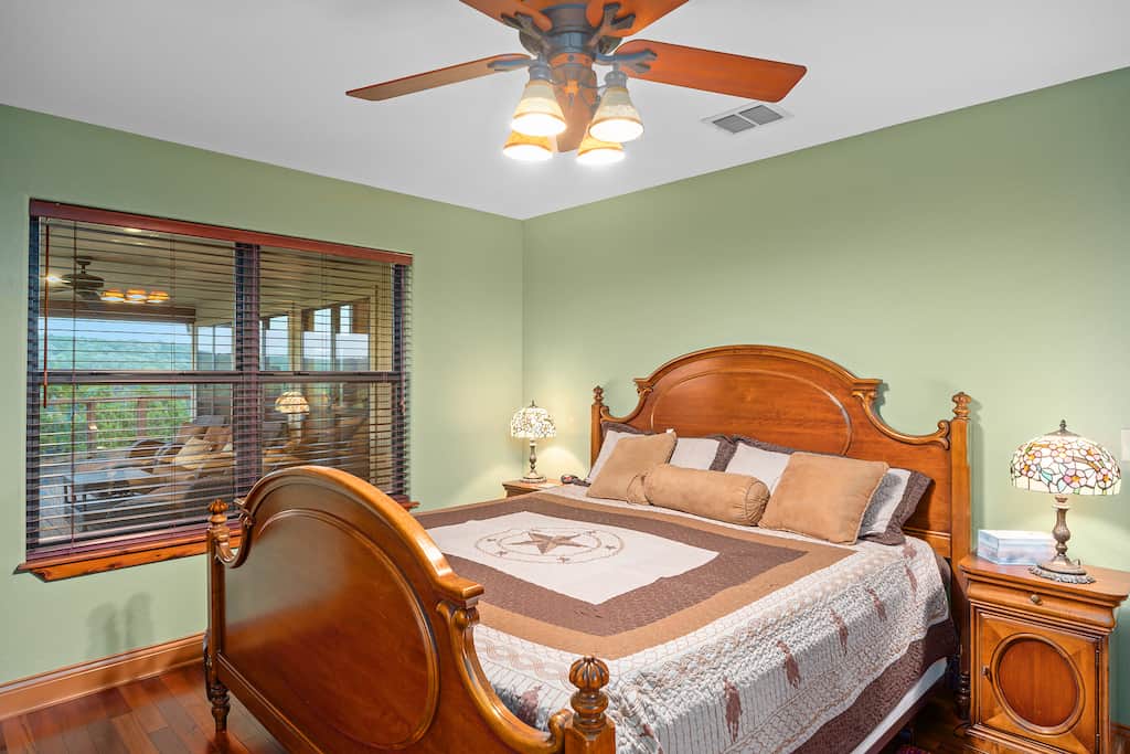 Rustic Ranch Bedrom 