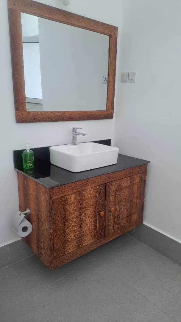 1000034611 1000034611