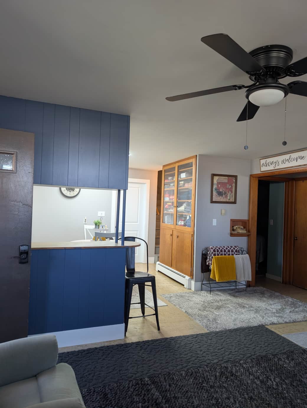 Living Rm into Kitchen