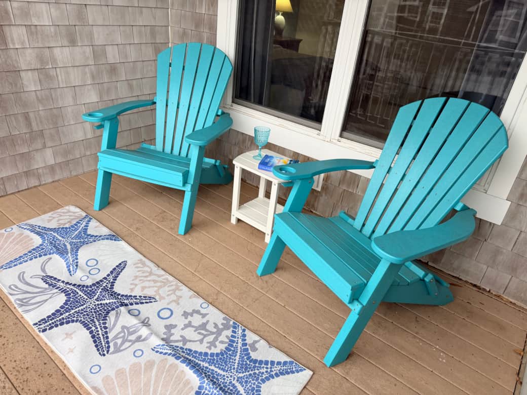 Relaxing vibes, new rug!