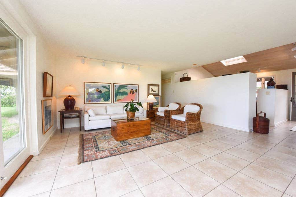Tranquility Beachfront- Living Room Tranquility Beachfront- Living Room