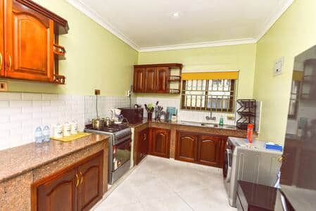 17c69821 ba5f 43c1 bfd4 a40587c9a077